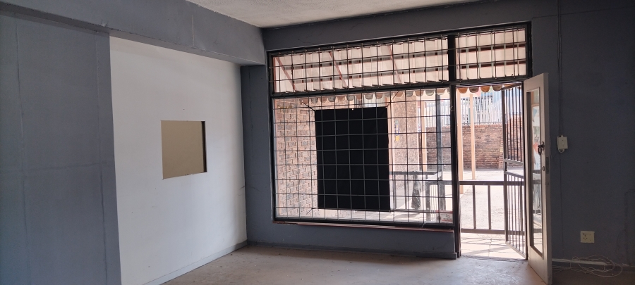 To Let Commercial Property for Rent in Sonheuwel Mpumalanga