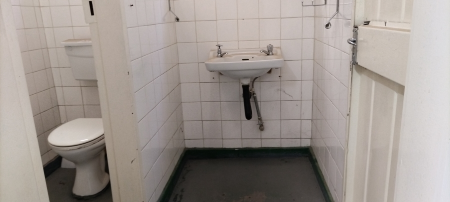 To Let Commercial Property for Rent in Sonheuwel Mpumalanga