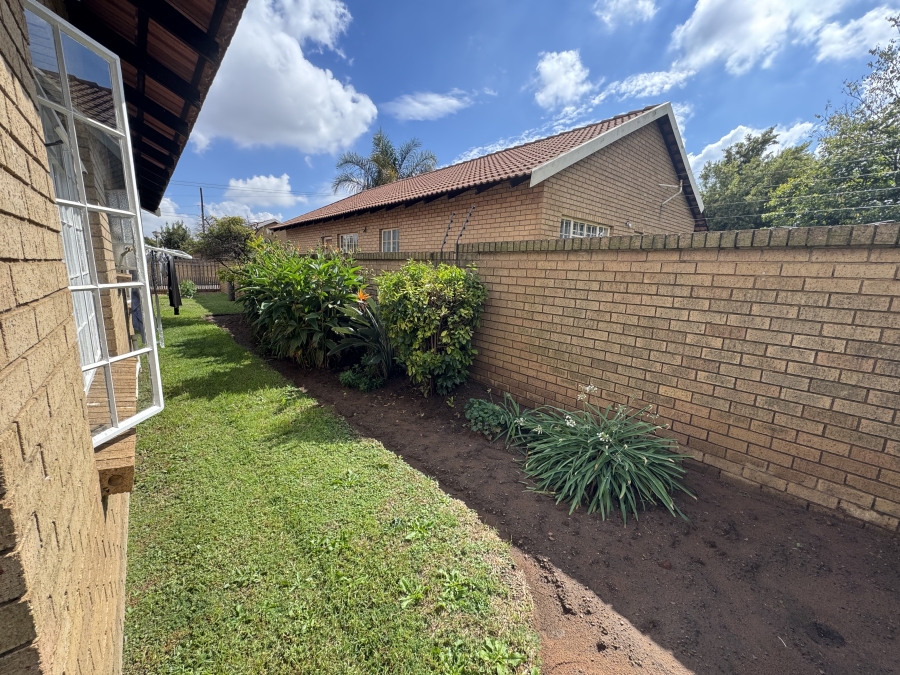 2 Bedroom Property for Sale in Reyno Ridge Mpumalanga