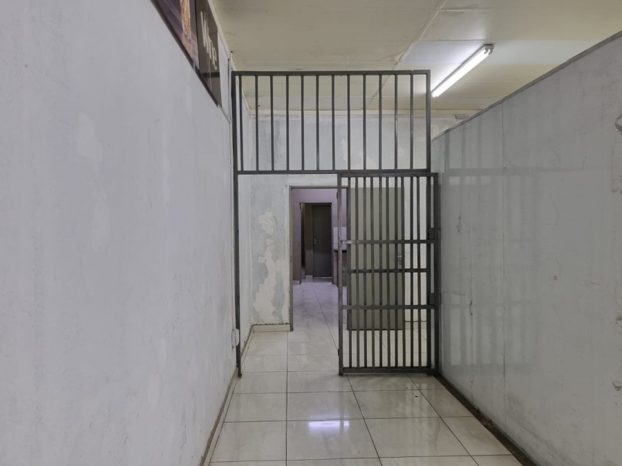 To Let Commercial Property for Rent in White River Mpumalanga