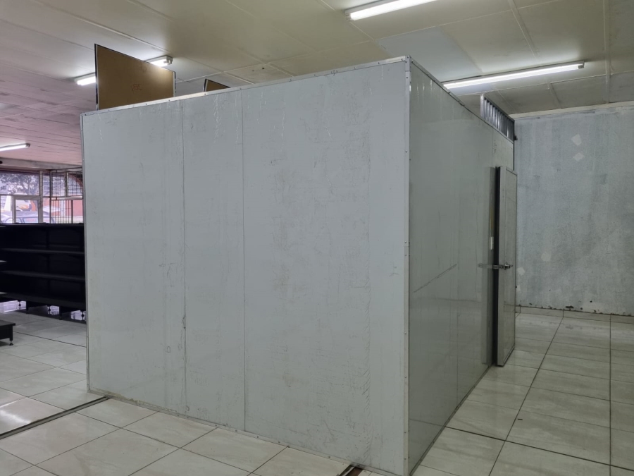 To Let Commercial Property for Rent in White River Mpumalanga