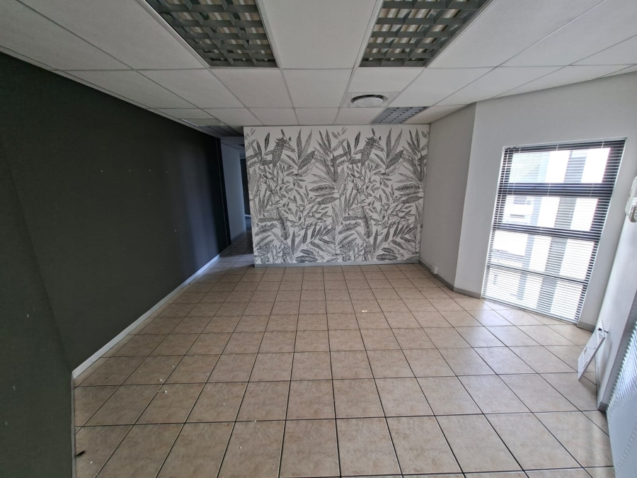 To Let Commercial Property for Rent in Sonheuwel Mpumalanga