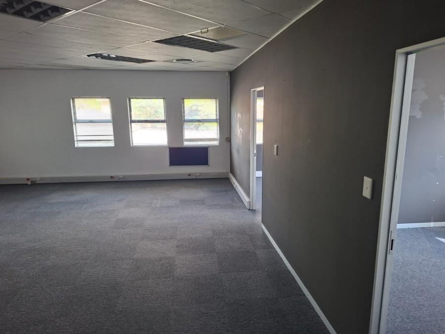 To Let Commercial Property for Rent in Sonheuwel Mpumalanga