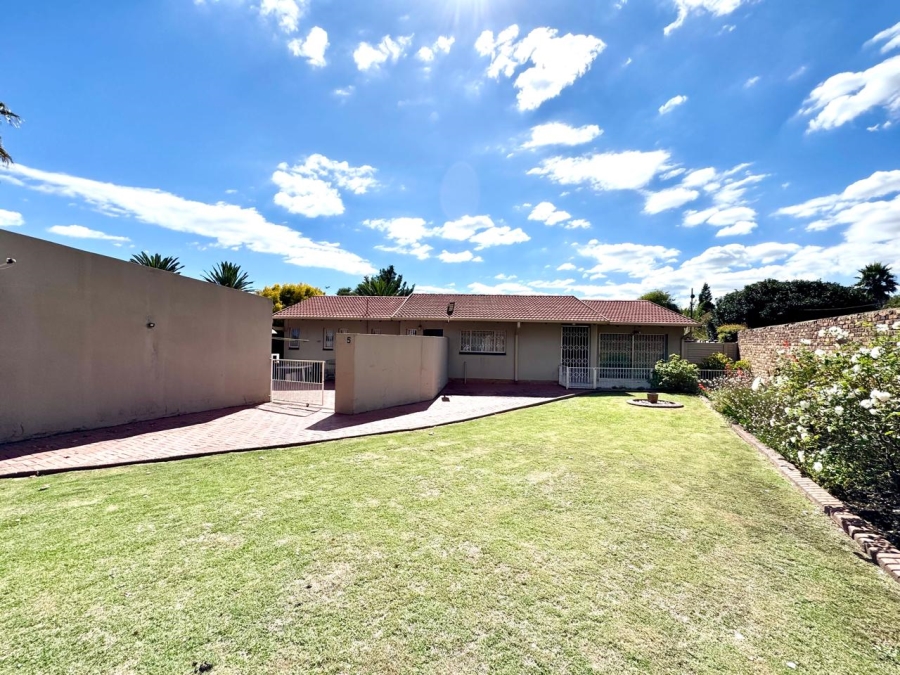 3 Bedroom Property for Sale in Sunset Park Mpumalanga