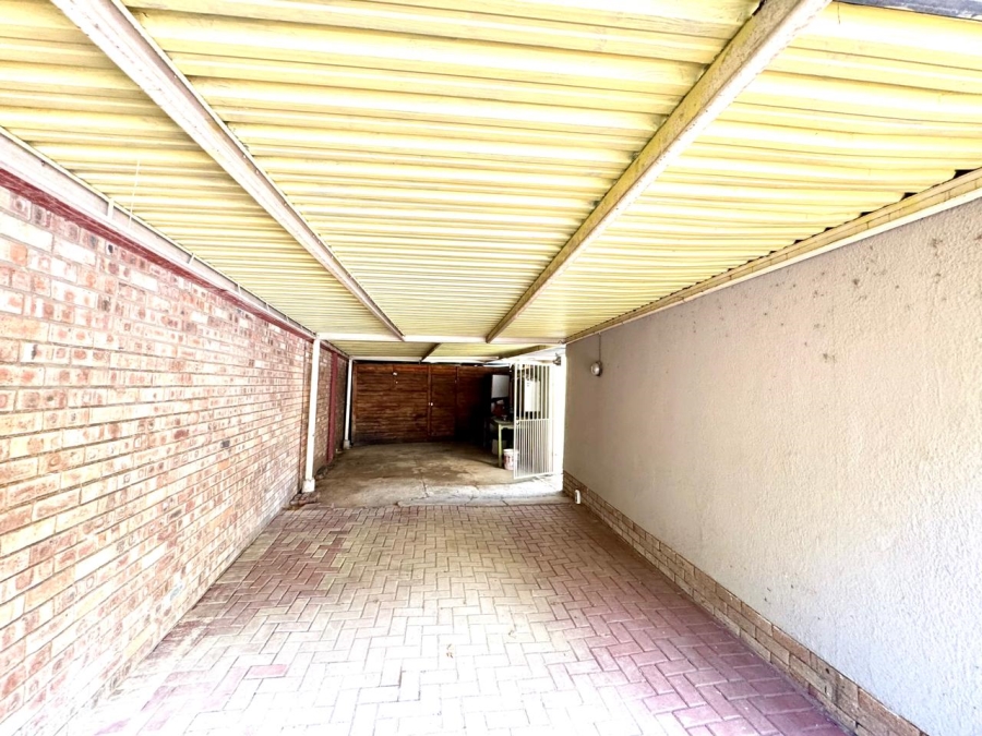3 Bedroom Property for Sale in Sunset Park Mpumalanga