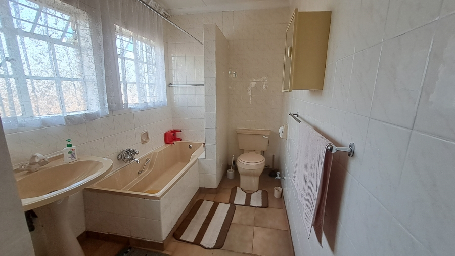 4 Bedroom Property for Sale in Leslie Mpumalanga