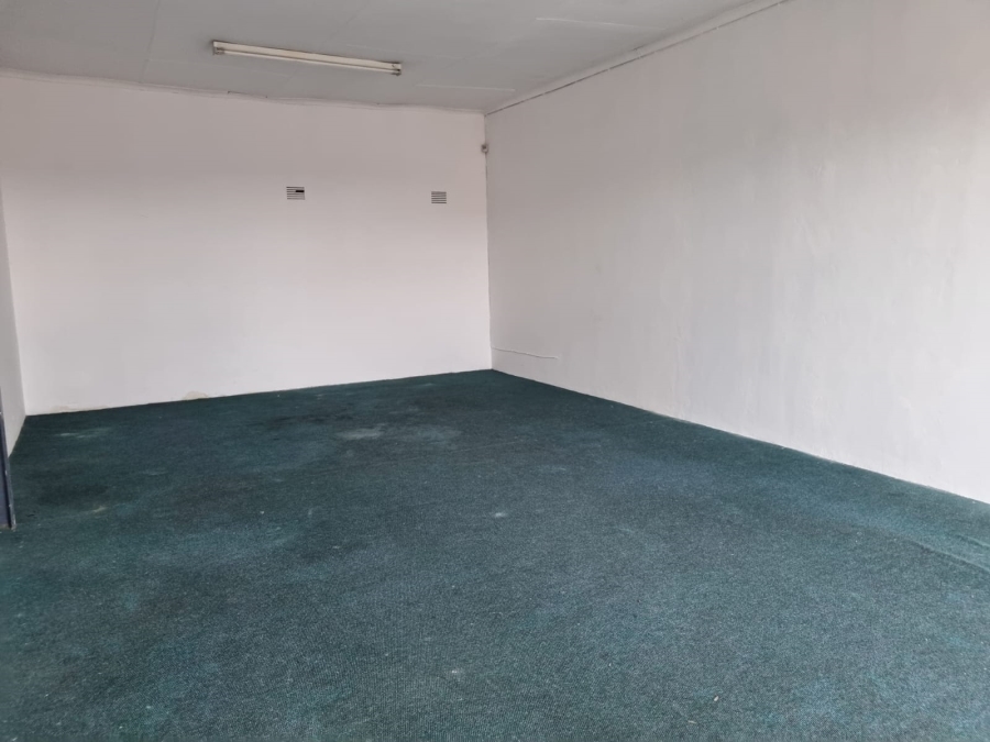 To Let Commercial Property for Rent in White River Mpumalanga
