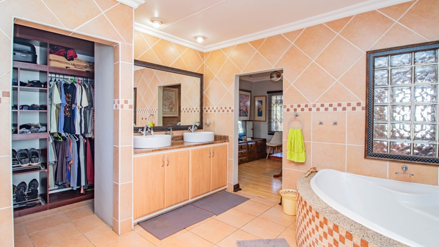 4 Bedroom Property for Sale in Steiltes Mpumalanga