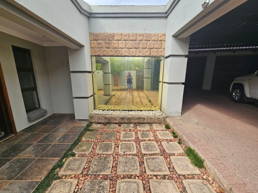 4 Bedroom Property for Sale in Suidheuwel Mpumalanga