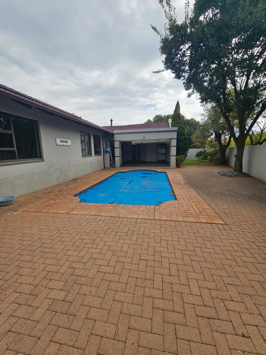 4 Bedroom Property for Sale in Suidheuwel Mpumalanga