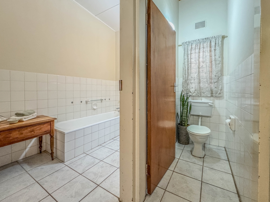 4 Bedroom Property for Sale in Nelspruit Ext 5 Mpumalanga