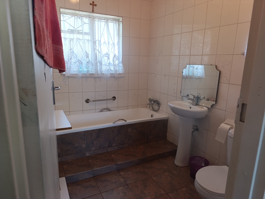 4 Bedroom Property for Sale in Witbank Mpumalanga