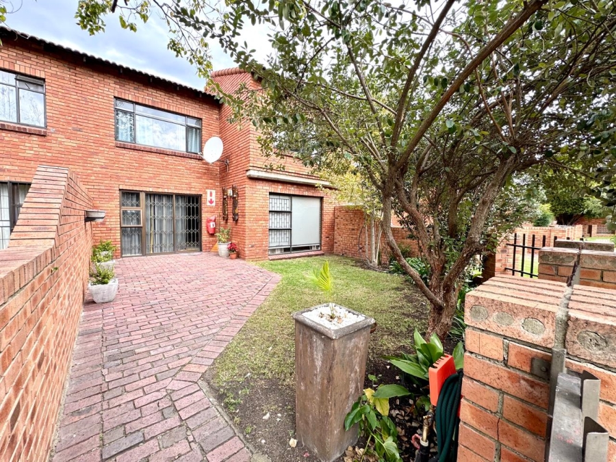 To Let 2 Bedroom Property for Rent in Secunda Mpumalanga