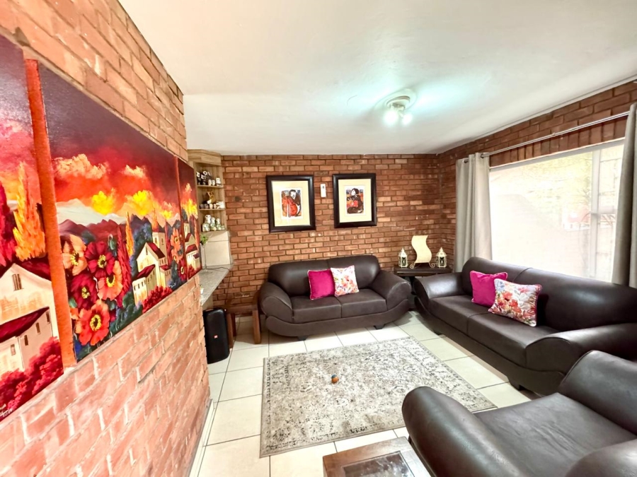To Let 2 Bedroom Property for Rent in Secunda Mpumalanga