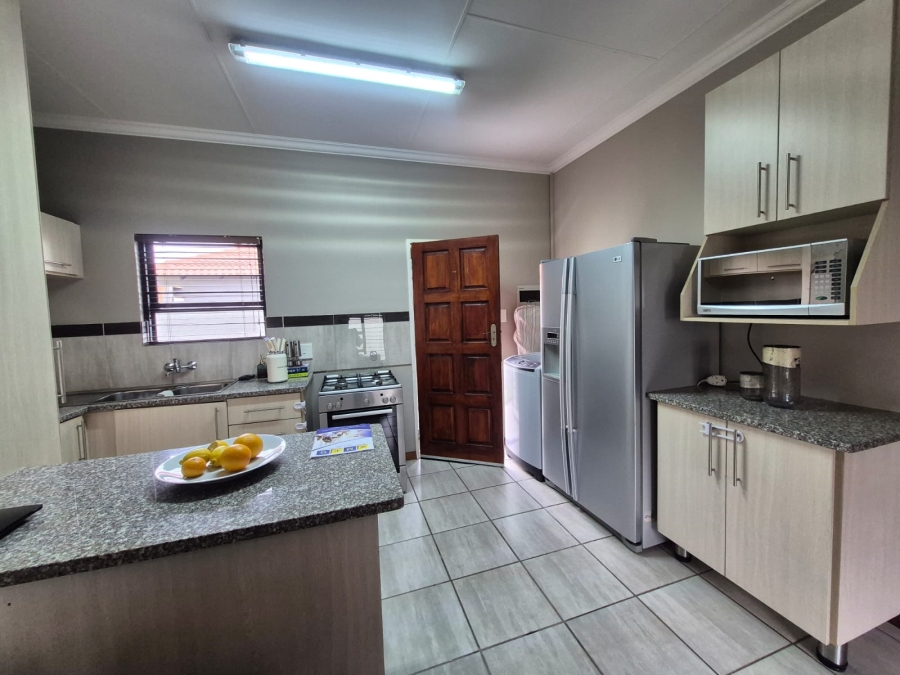 3 Bedroom Property for Sale in Terra Nova Mpumalanga