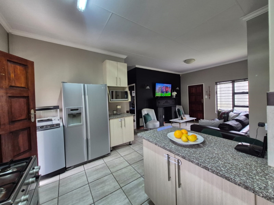 3 Bedroom Property for Sale in Terra Nova Mpumalanga