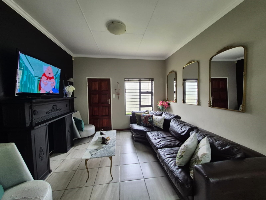 3 Bedroom Property for Sale in Terra Nova Mpumalanga