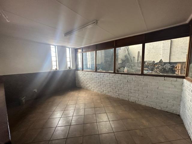 Commercial Property for Sale in Witbank Ext 8 Mpumalanga
