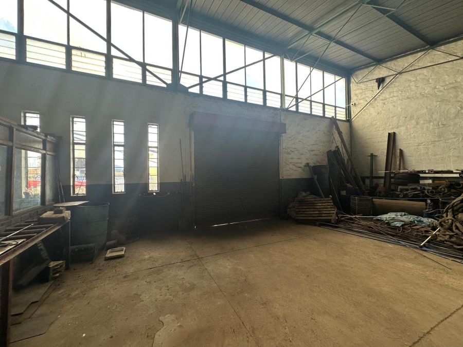 Commercial Property for Sale in Witbank Ext 8 Mpumalanga