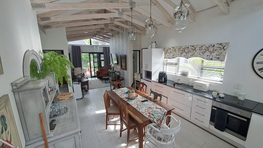 5 Bedroom Property for Sale in Leslie Mpumalanga