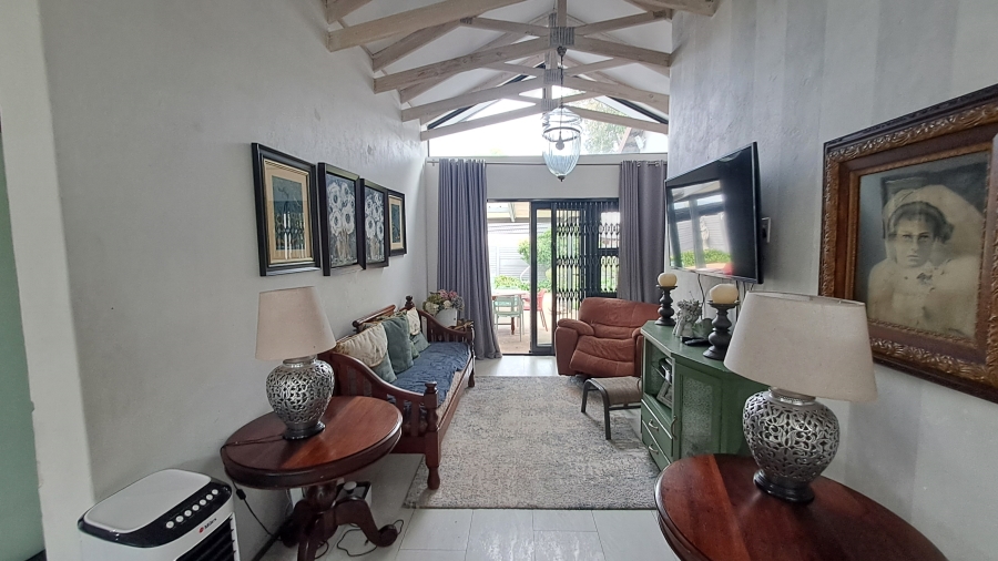 5 Bedroom Property for Sale in Leslie Mpumalanga