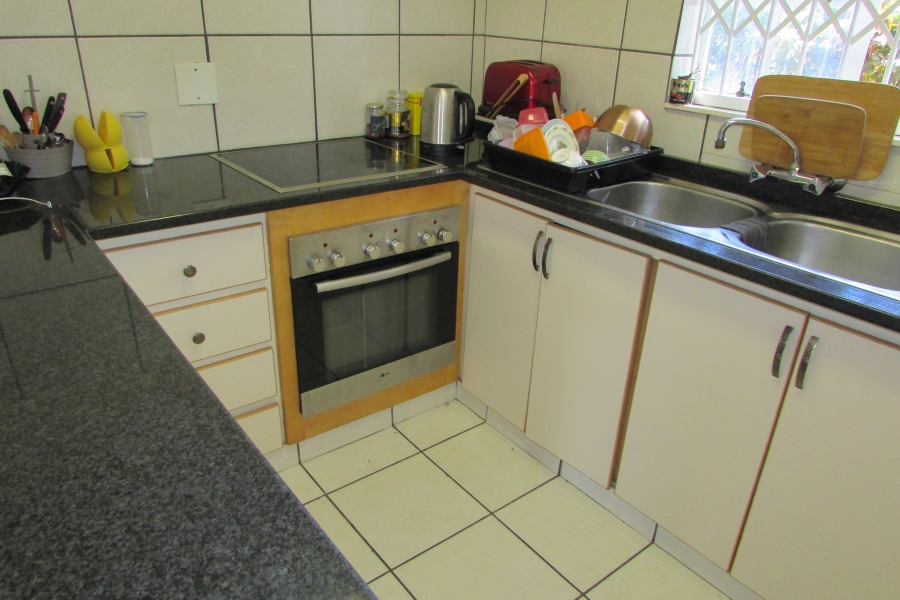 1 Bedroom Property for Sale in White River Mpumalanga