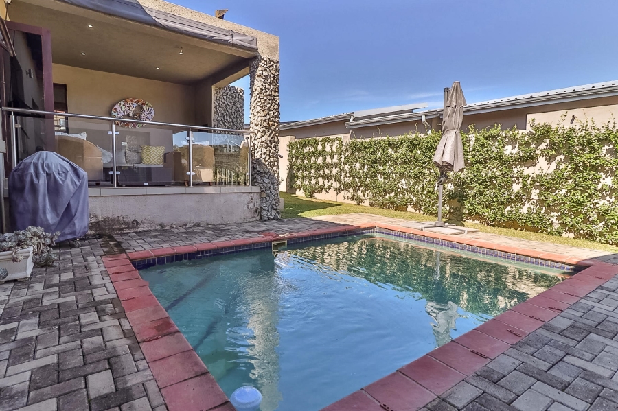 4 Bedroom Property for Sale in Sonheuwel Mpumalanga
