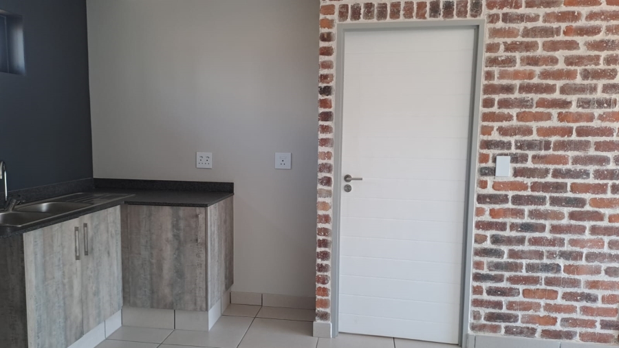 To Let 2 Bedroom Property for Rent in Riverside Industrial Park Mpumalanga