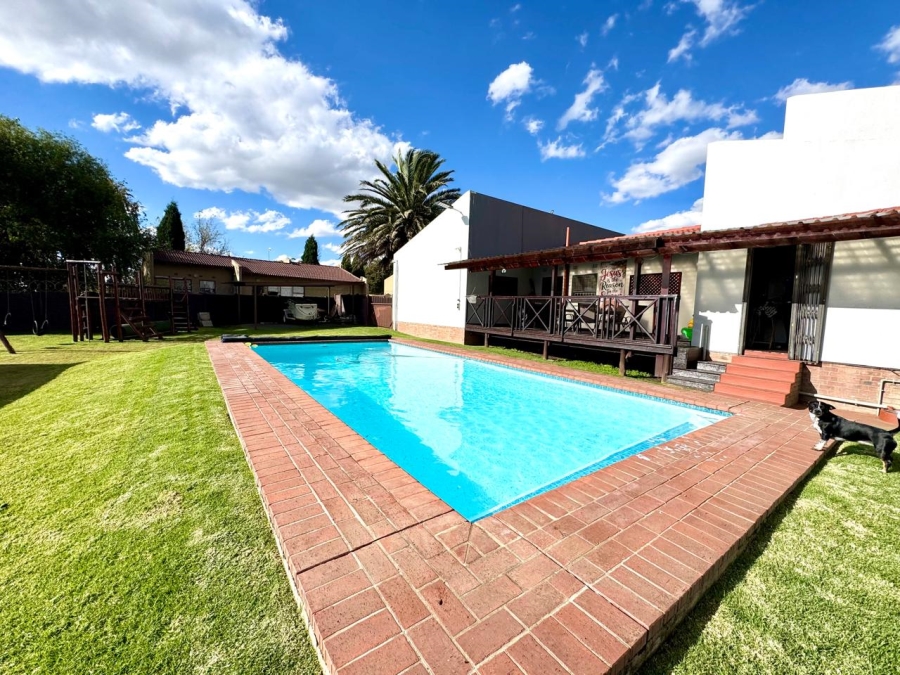 5 Bedroom Property for Sale in Evander Mpumalanga