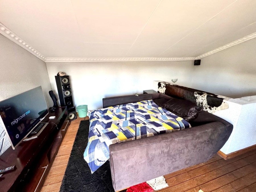 5 Bedroom Property for Sale in Evander Mpumalanga