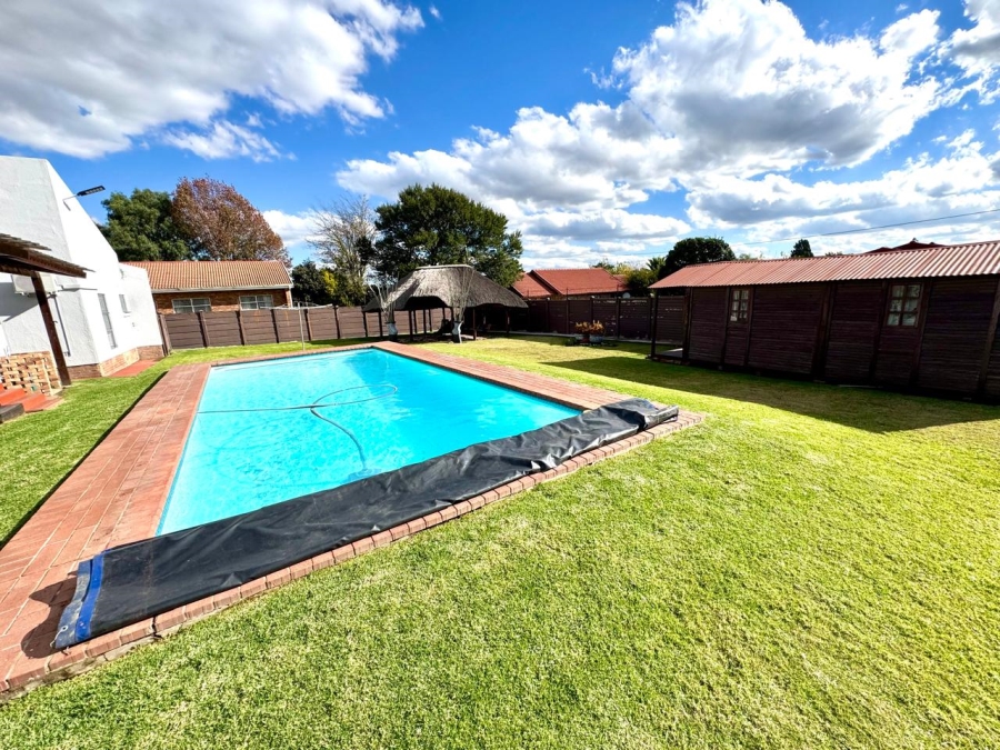 5 Bedroom Property for Sale in Evander Mpumalanga