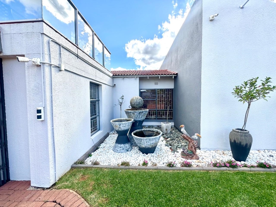 5 Bedroom Property for Sale in Evander Mpumalanga