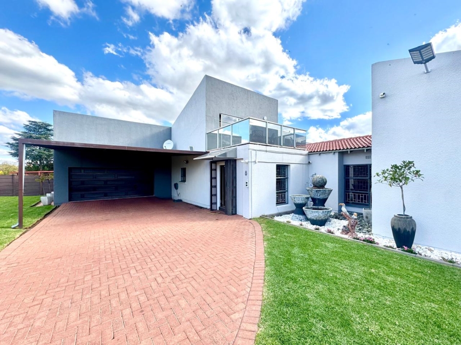 5 Bedroom Property for Sale in Evander Mpumalanga