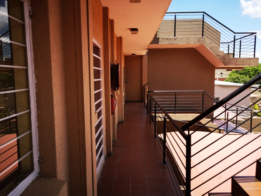 2 Bedroom Property for Sale in Nelspruit Mpumalanga