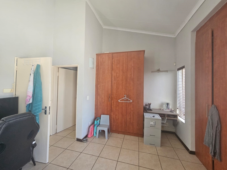 To Let 2 Bedroom Property for Rent in Nelspruit Ext 29 Mpumalanga