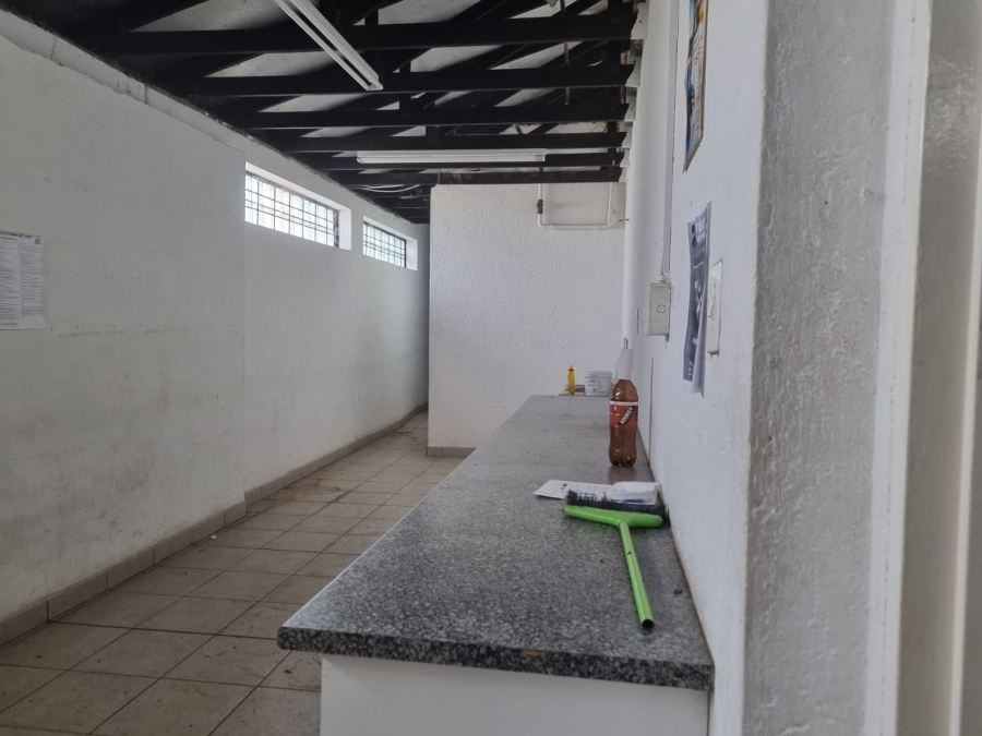 To Let Commercial Property for Rent in Nelspruit Ext 29 Mpumalanga