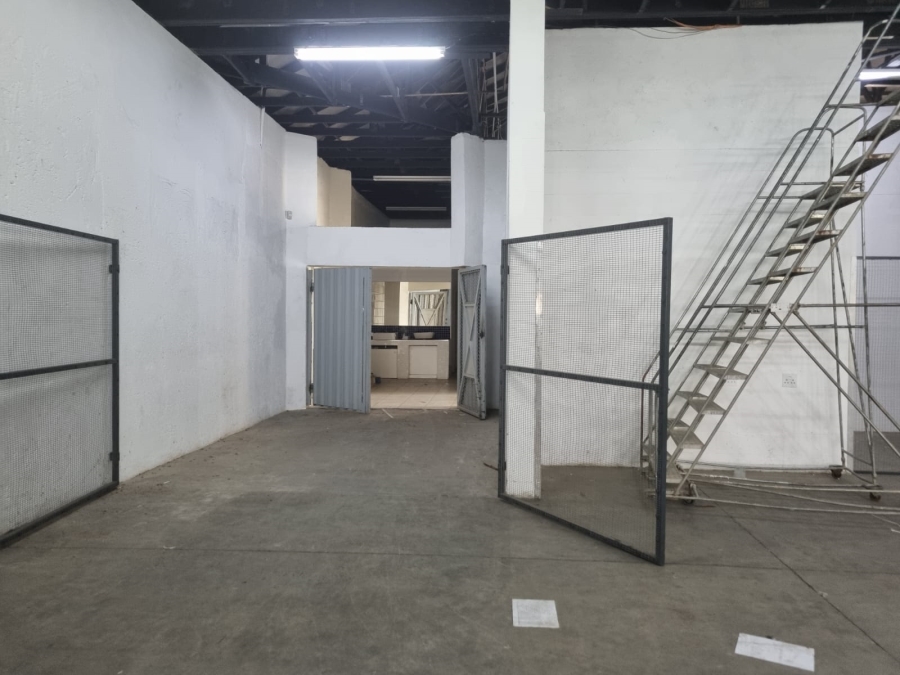 To Let Commercial Property for Rent in Nelspruit Ext 29 Mpumalanga