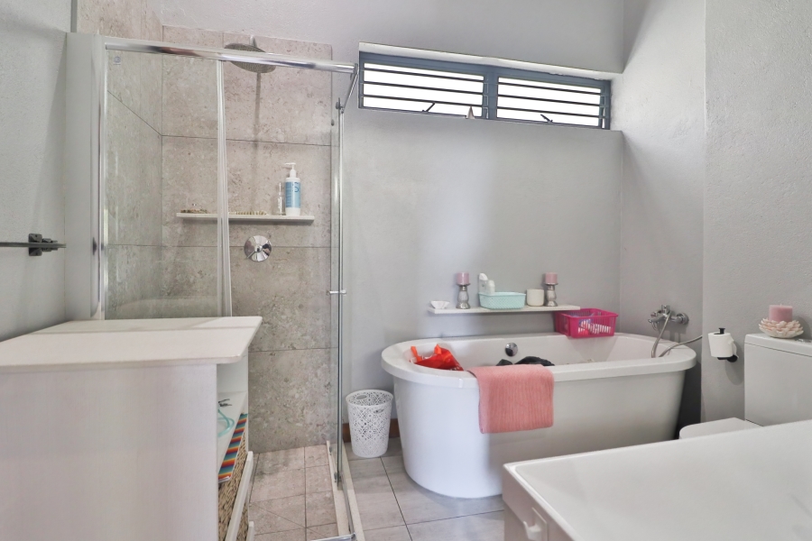 4 Bedroom Property for Sale in The Rest Nature Estate Mpumalanga