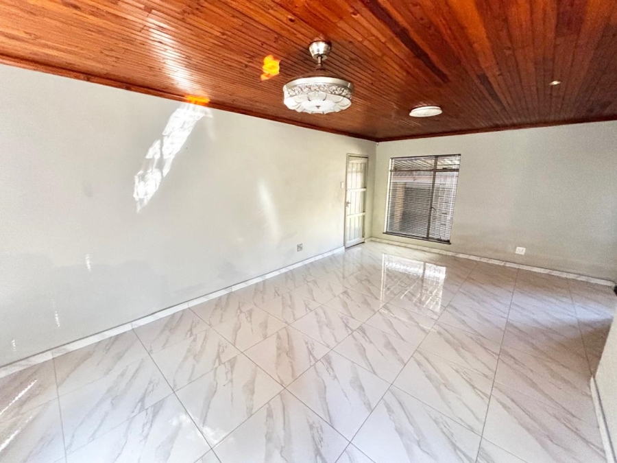 3 Bedroom Property for Sale in Secunda Mpumalanga