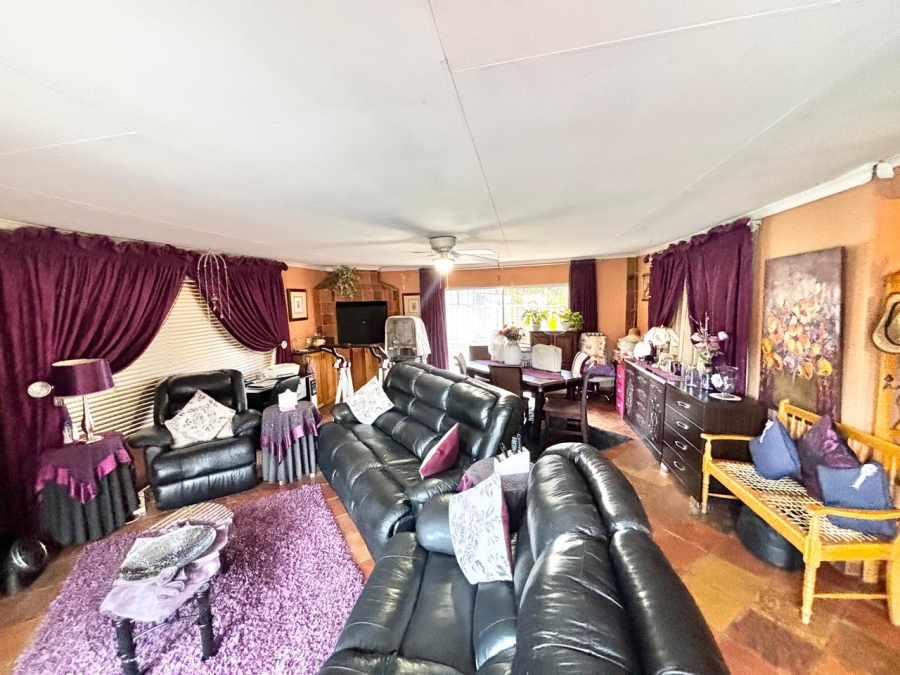 4 Bedroom Property for Sale in Secunda Mpumalanga
