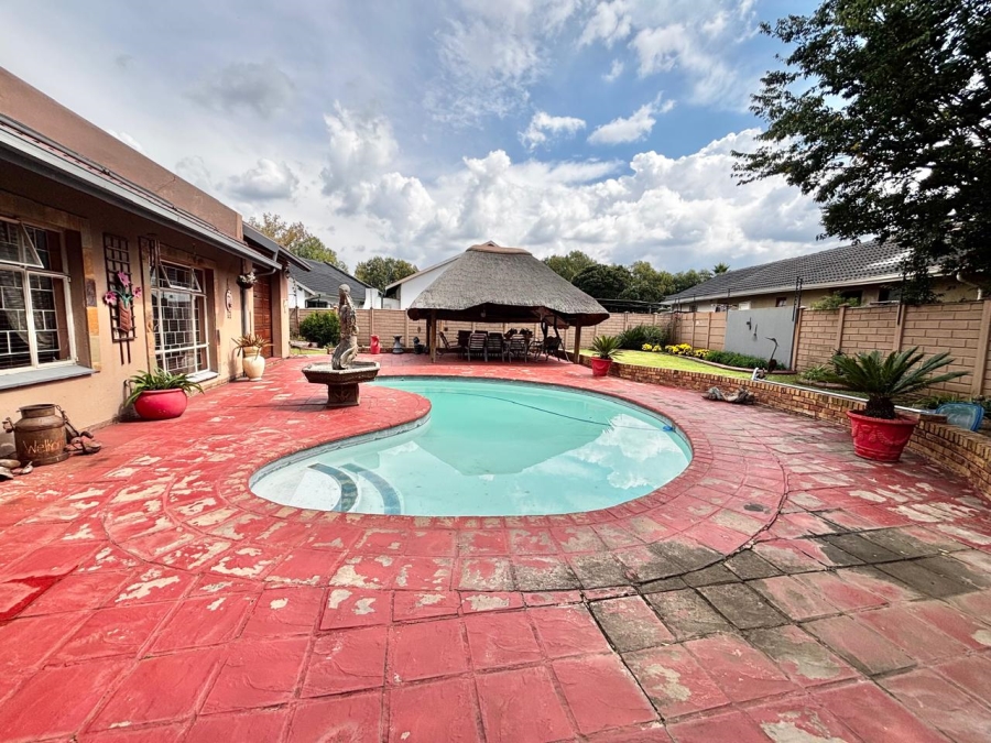 4 Bedroom Property for Sale in Secunda Mpumalanga