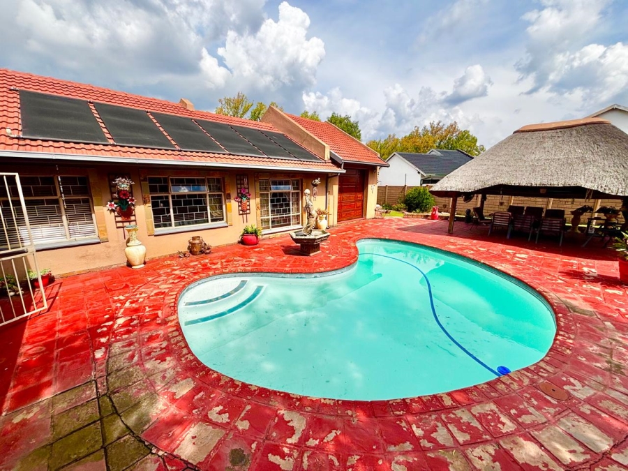 4 Bedroom Property for Sale in Secunda Mpumalanga