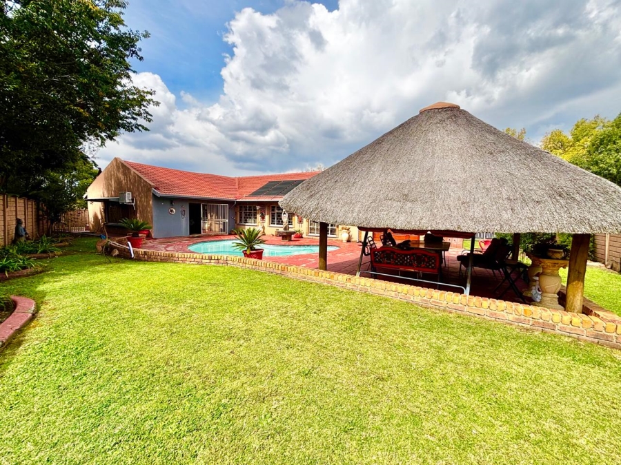 4 Bedroom Property for Sale in Secunda Mpumalanga
