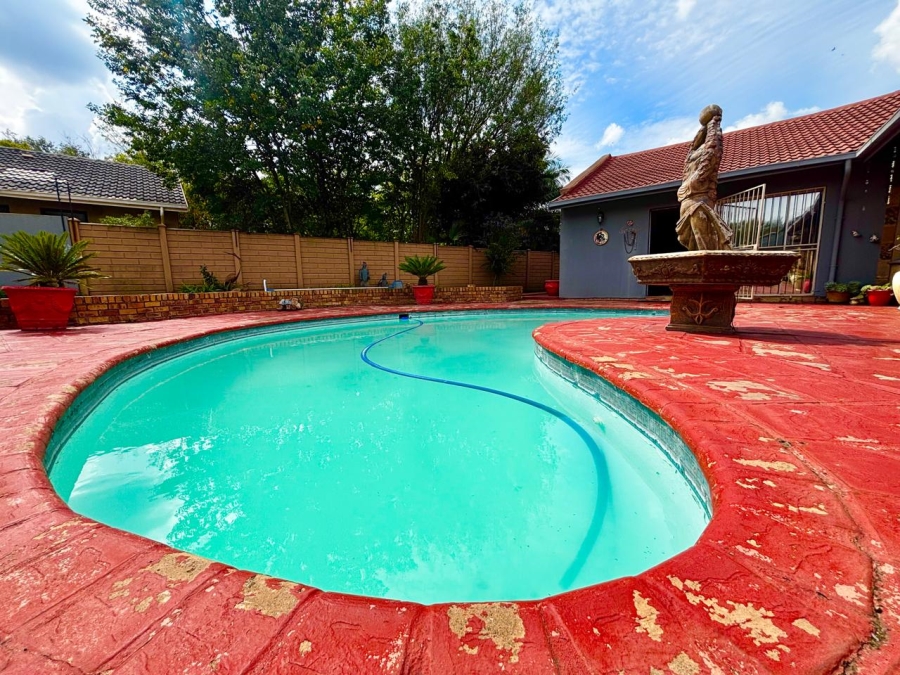 4 Bedroom Property for Sale in Secunda Mpumalanga