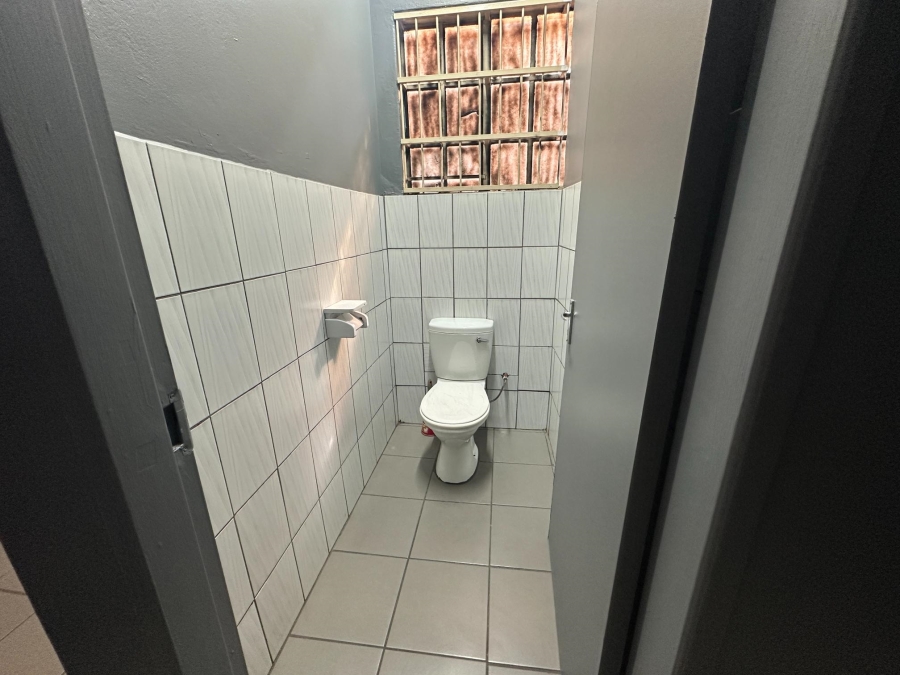 To Let Commercial Property for Rent in Klipfontein Mpumalanga
