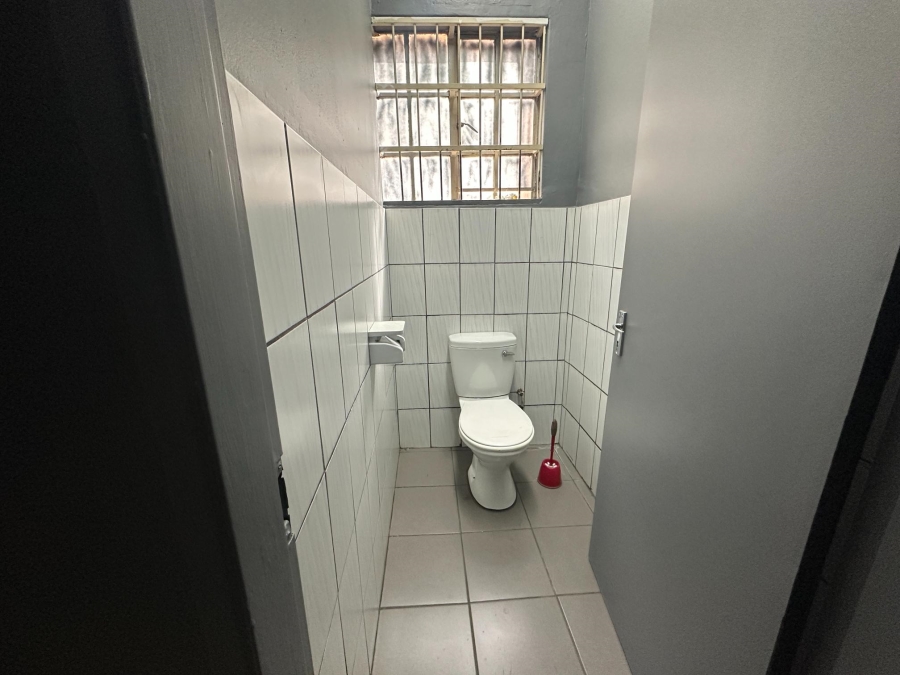 To Let Commercial Property for Rent in Klipfontein Mpumalanga