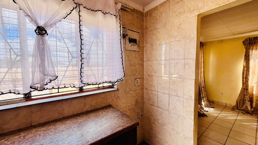 3 Bedroom Property for Sale in Embalenhle Mpumalanga