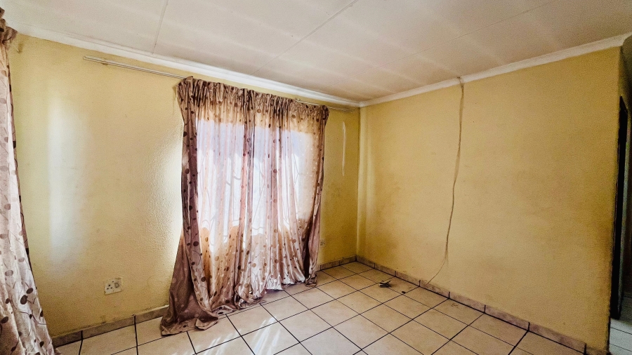 3 Bedroom Property for Sale in Embalenhle Mpumalanga