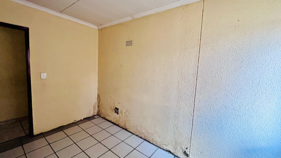 3 Bedroom Property for Sale in Embalenhle Mpumalanga