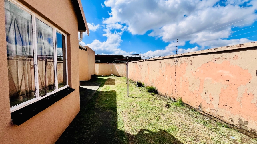 3 Bedroom Property for Sale in Embalenhle Mpumalanga